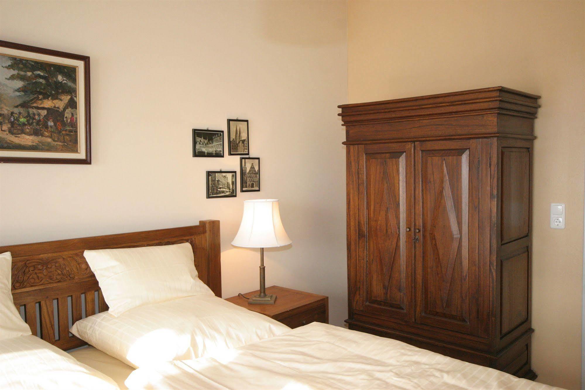 Hotel Gutenberger Lübeck Extérieur photo