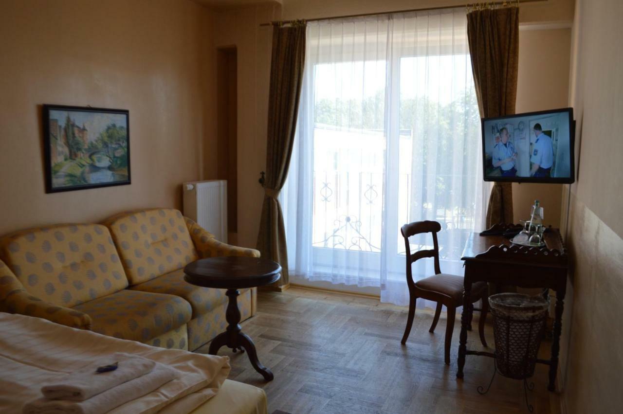 Hotel Gutenberger Lübeck Extérieur photo