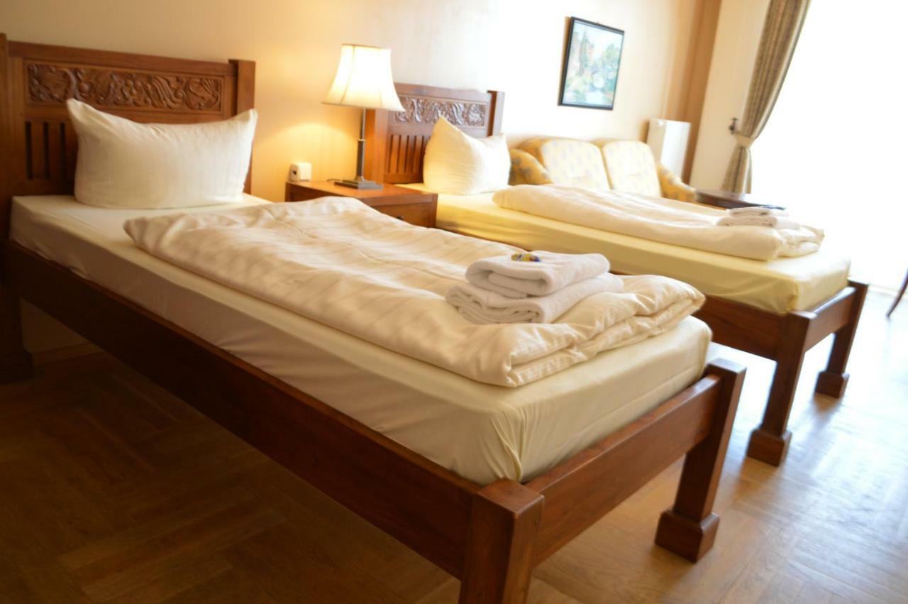 Hotel Gutenberger Lübeck Extérieur photo